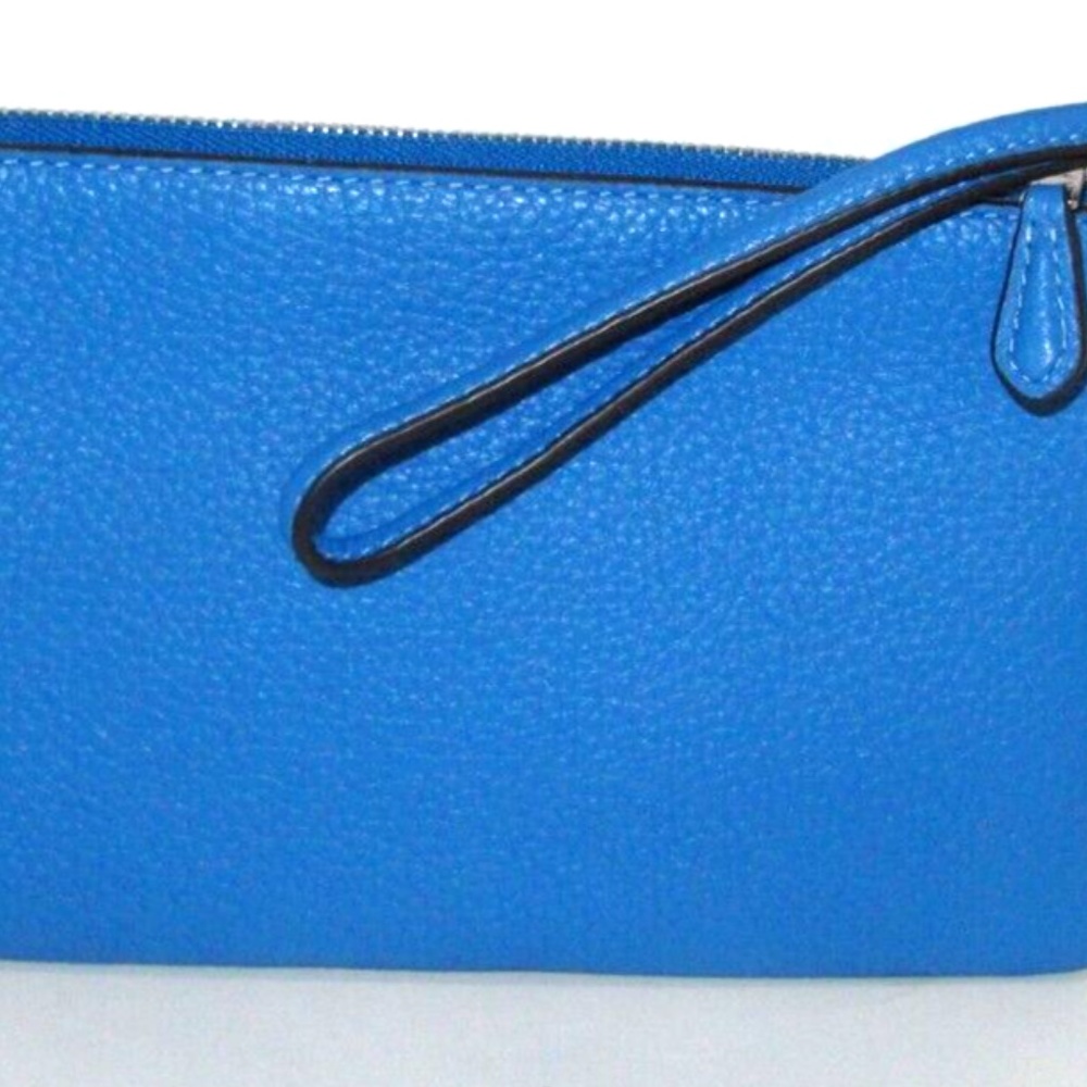 Coach New C5610 Double Zip Wallet Wristlet Racer Blue Pebbled Leather NWT $198 - Picture 2 of 3